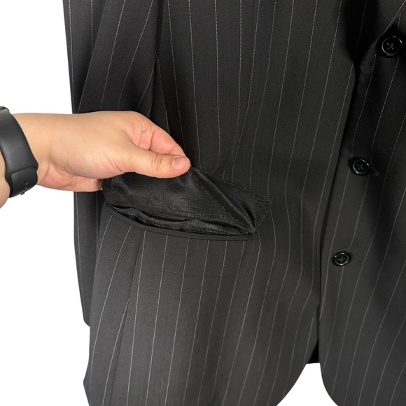 EMANUAL Emanuel Ungaro 44R Pinstripe Suit Jacket Blazer Formal Black Tie Work - Picture 8 of 11